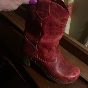 Pair of sanita boots wore 3 times looks new